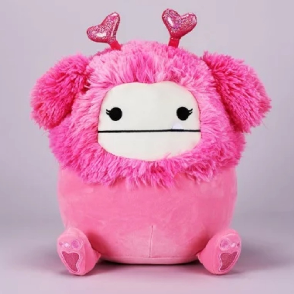 Valentine’s Day Squishmallow Bigfoot Caparinne 12” New with Tag